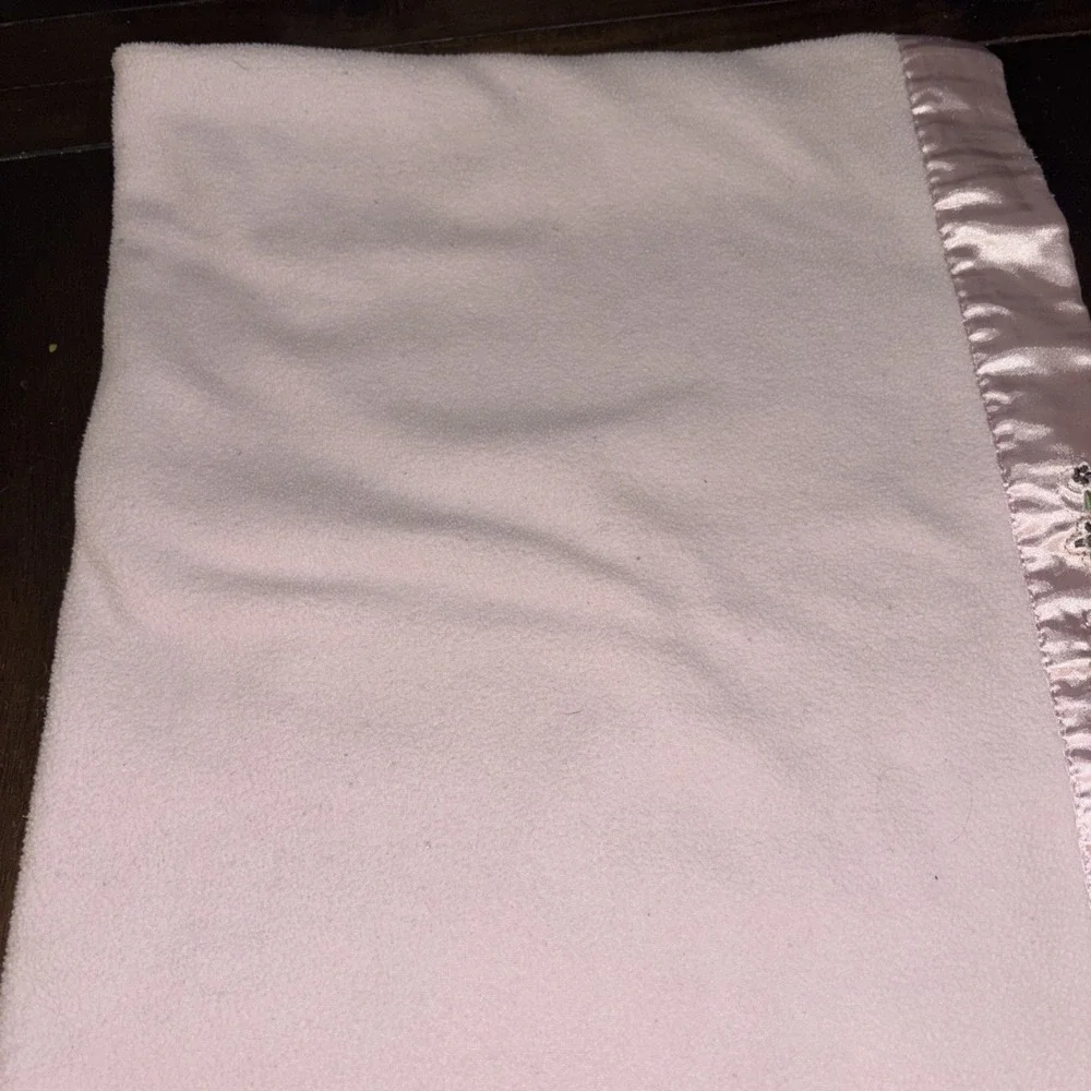 Small Wonders Pink Blanket Satin Trim Edge Flowers‎ Baby Blanket Security Lovey